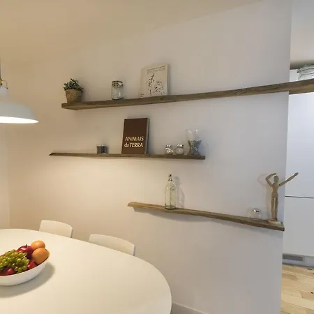 Santos 'n Minimal Floor Level 아파트